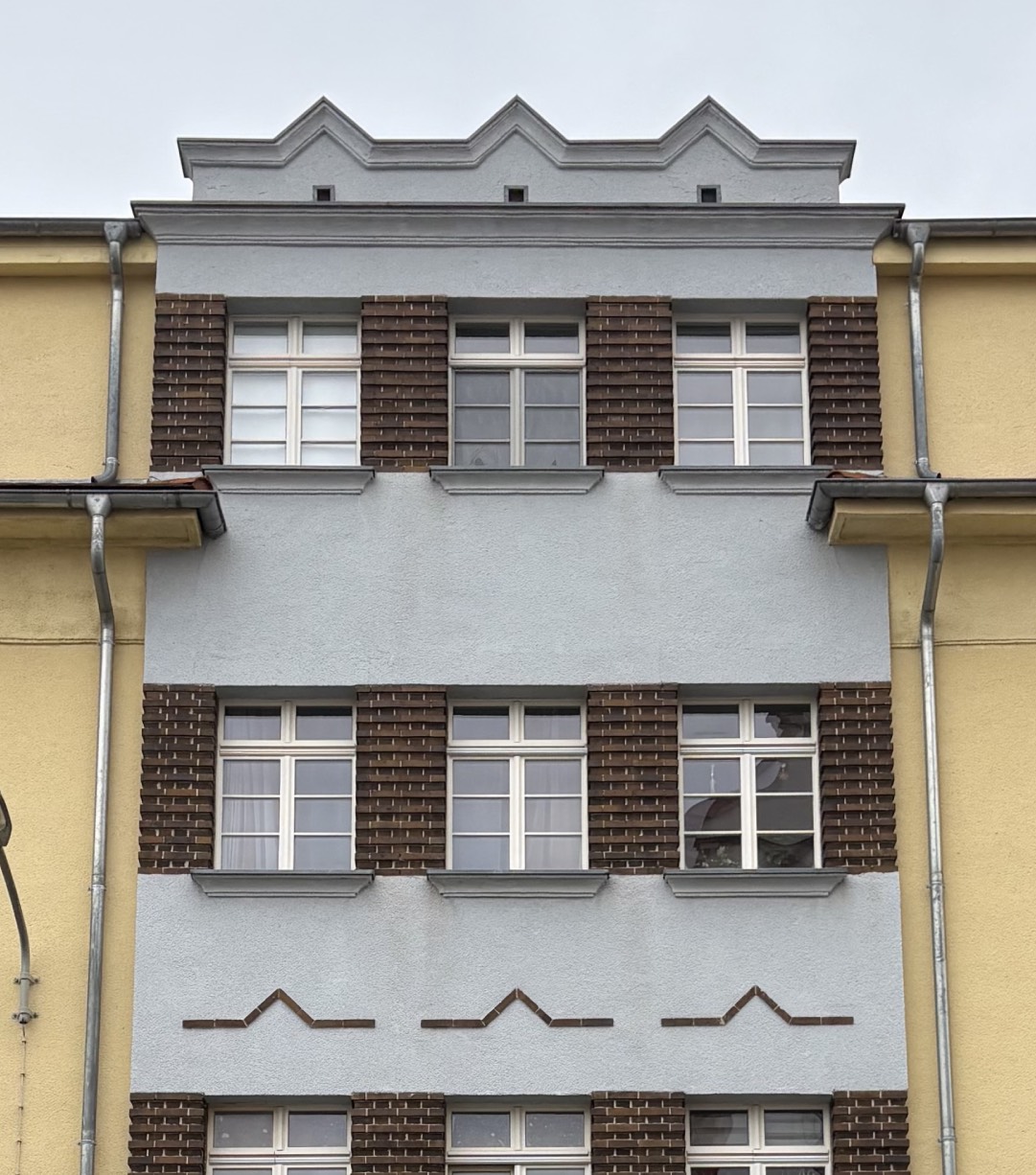 Example picture for Zigzags & Chevrons